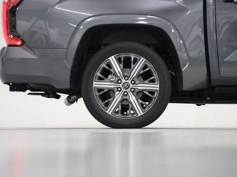 Used 2023 Toyota Tundra Capstone AWD/4WD image 20