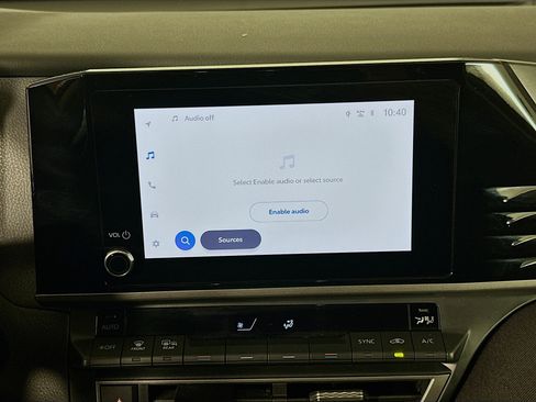 Used 2025 Toyota Camry LE image 19