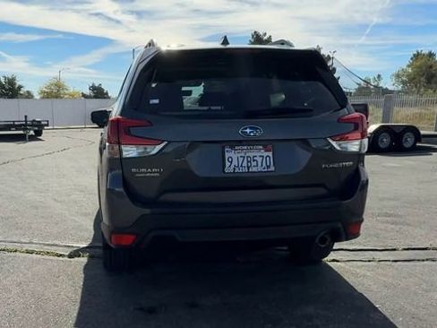Used 2023 Subaru Forester Limited w/ Popular Package #2 AWD/4WD image 7