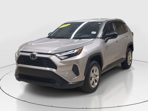Certified 2023 Toyota RAV4 LE image 3