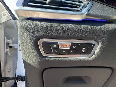 Used 2023 BMW X5 xDrive40i w/ Premium Package image 19