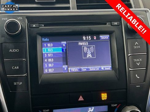 Used 2017 Toyota Camry SE image 14