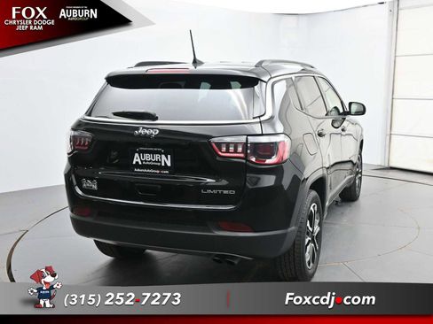 Used 2022 Jeep Compass Limited AWD/4WD image 4