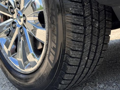Used 2010 Ford Edge Limited FWD image 7