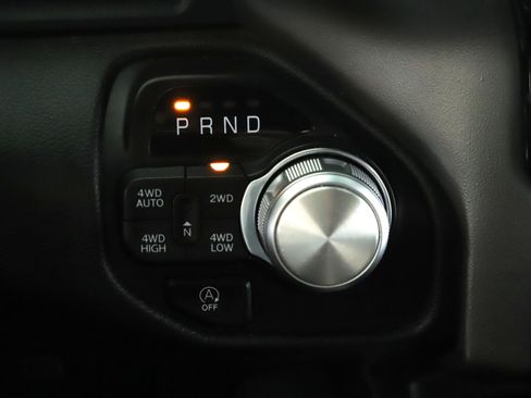 Used 2020 RAM 1500 Laramie AWD/4WD image 16