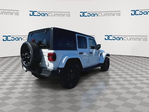 Used 2021 Jeep Wrangler Unlimited Sahara w/ Cold Weather Group AWD/4WD image 8