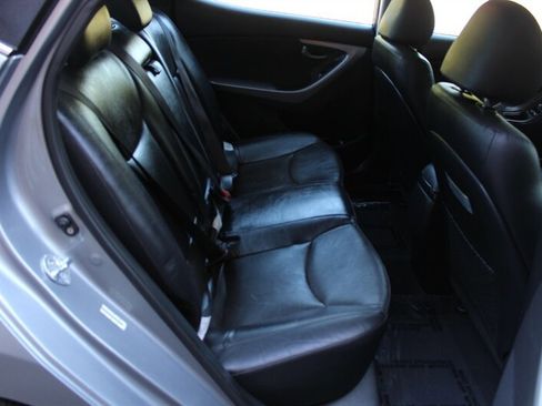 Used 2015 Hyundai Elantra Sport w/ Option Group 04 FWD image 15