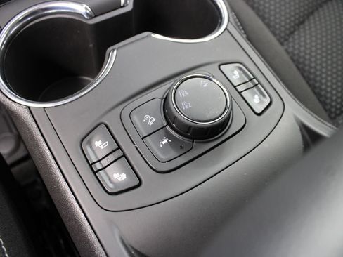Used 2024 GMC Terrain SLE w/ GMC Pro Grade Package AWD/4WD image 56