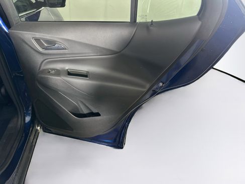 Used 2023 Chevrolet Equinox LT FWD image 30