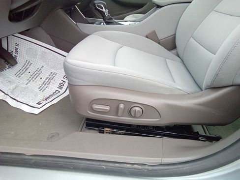 Used 2024 Chevrolet Malibu LS w/ Driver Confidence Package FWD image 13