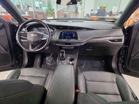 Used 2020 Cadillac XT4 Sport w/ Cold Weather Package AWD/4WD image 16