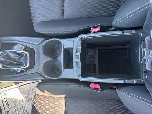 Used 2020 Nissan Rogue S image 20