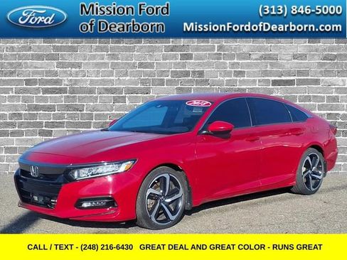 Used 2018 Honda Accord Sport image 2
