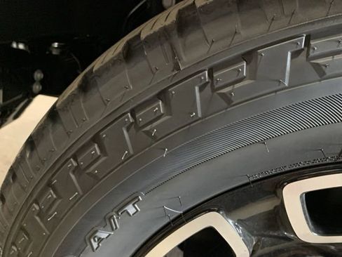 New 2026 Ford F350 Platinum AWD/4WD image 33