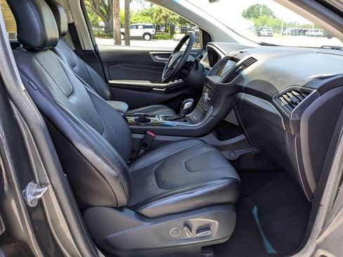 Used 2018 Ford Edge Titanium w/ Equipment Group 301A FWD image 35
