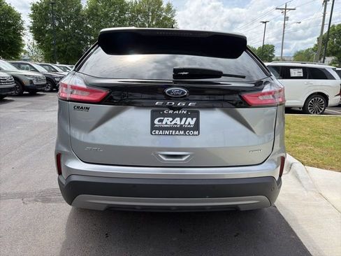 Used 2024 Ford Edge SEL AWD/4WD image 6