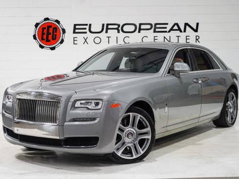 Used 2015 Rolls-Royce Ghost RWD image 4