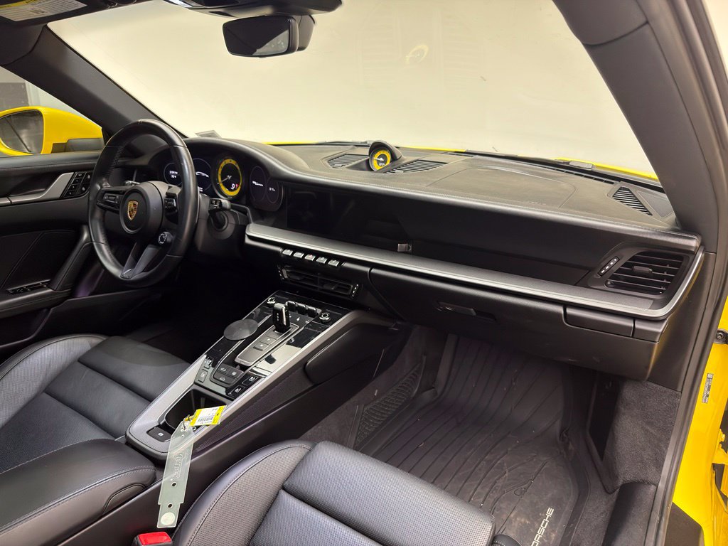 Used 2021 Porsche 911 Carrera RWD image 6