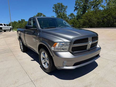Used 2013 RAM 1500 Express AWD/4WD image 3