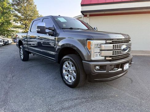 Used 2018 Ford F250 Platinum w/ Platinum Ultimate Package AWD/4WD image 3