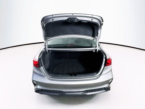 Used 2023 Kia Forte LXS w/ LXS Technology Package image 23