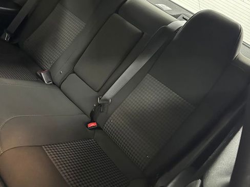 Used 2018 Dodge Challenger R/T Scat Pack w/ Dynamics Package RWD image 27