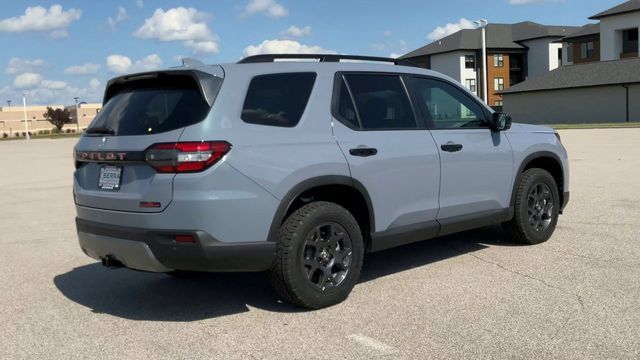 New 2026 Honda Pilot TrailSport image 8