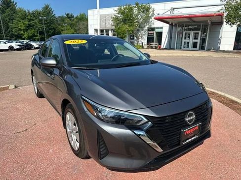 Used 2025 Nissan Sentra S image 7