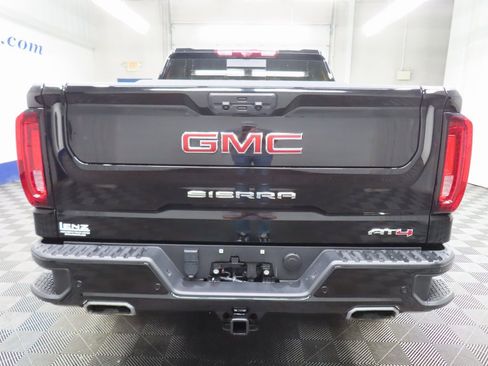 Used 2024 GMC Sierra 1500 AT4 w/ Technology Package image 40
