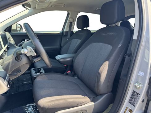 Used 2024 Hyundai Ioniq 5 SEL RWD image 9