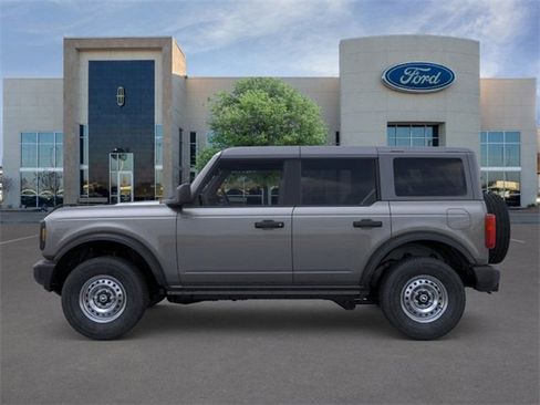 New 2025 Ford Bronco 4-Door image 3