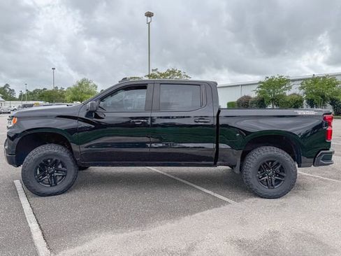 Used 2024 Chevrolet Silverado 1500 LT Trail Boss w/ Convenience Package II AWD/4WD image 8