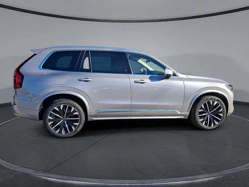 Certified 2026 Volvo XC90 B5 Ultra AWD/4WD image 32