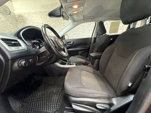 Used 2020 Jeep Compass Sport w/ Cold Weather Group FWD image 24