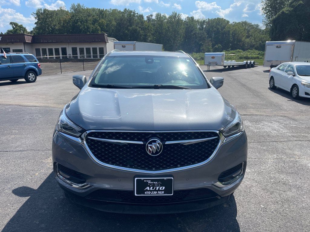 Used 2018 Buick Enclave Avenir w/ Avenir Technology Package AWD/4WD image 9