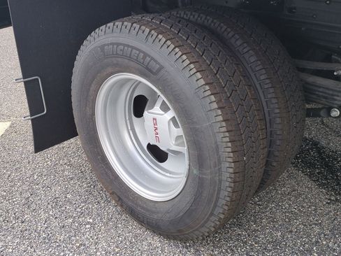 New 2025 GMC Sierra 3500 Pro w/ Convenience Package image 31