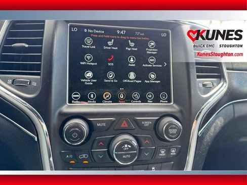 Used 2018 Jeep Grand Cherokee Limited AWD/4WD image 20