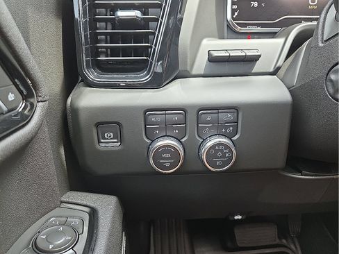 Used 2025 GMC Sierra 1500 AT4 w/ AT4 Premium Package AWD/4WD image 20