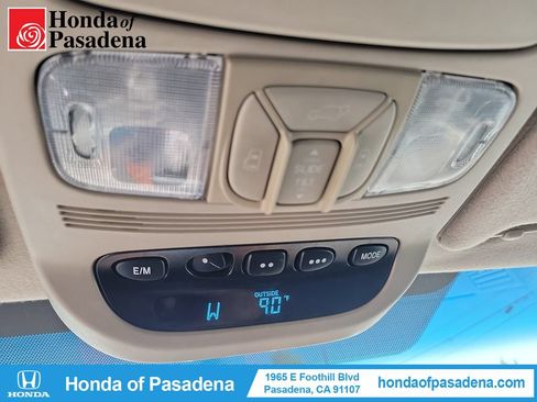 Used 2009 Toyota Sienna XLE w/ Towing Prep Pkg FWD image 21