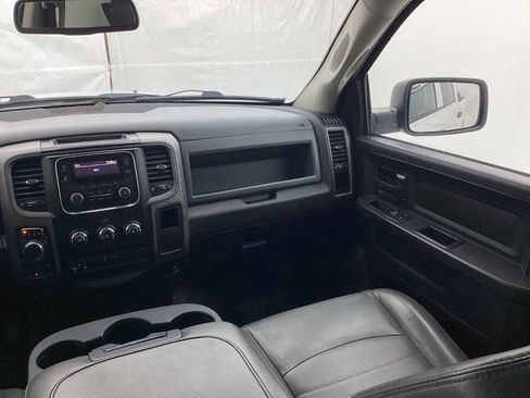 Used 2018 RAM 1500 Tradesman image 27