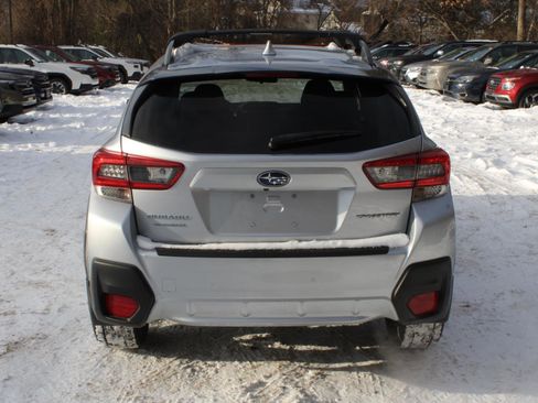 Used 2020 Subaru Crosstrek 2.0i Premium image 6