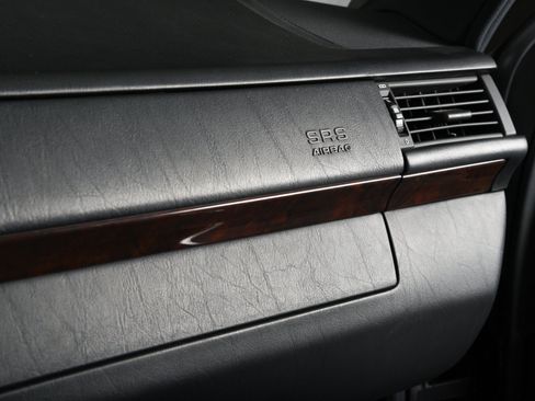 Used 1994 Mercedes-Benz E 500 Sedan image 21