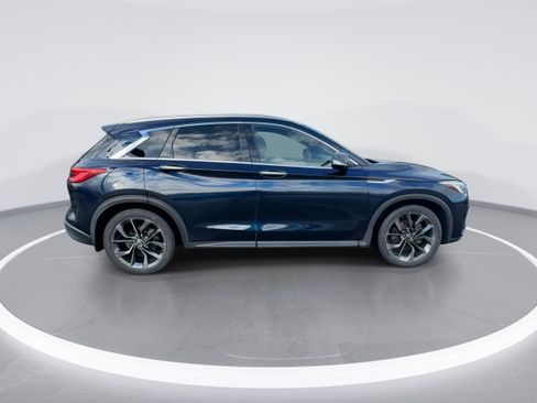 Used 2019 INFINITI QX50 Essential w/ Sensory Package image 9