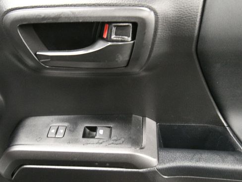 Certified 2023 Toyota Tacoma TRD Sport image 27