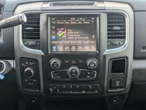 Used 2017 RAM 2500 Power Wagon w/ Luxury Group AWD/4WD image 28