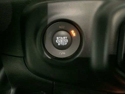 Used 2022 Jeep Gladiator Rubicon w/ LED Lighting Group AWD/4WD image 27