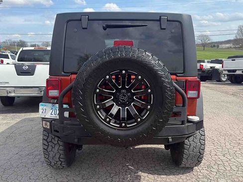 Used 2014 Jeep Wrangler Unlimited Rubicon w/ Dual Top Group image 6