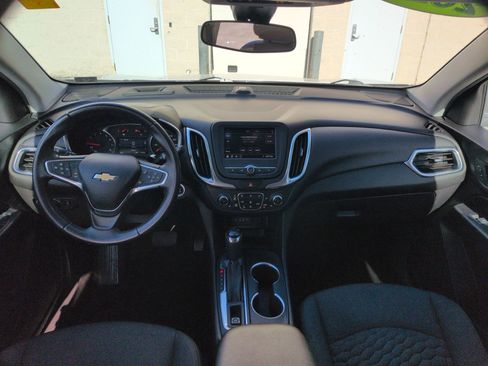 Used 2020 Chevrolet Equinox LT image 9