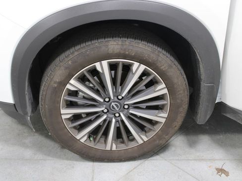 Used 2026 Nissan Pathfinder Platinum AWD/4WD image 41