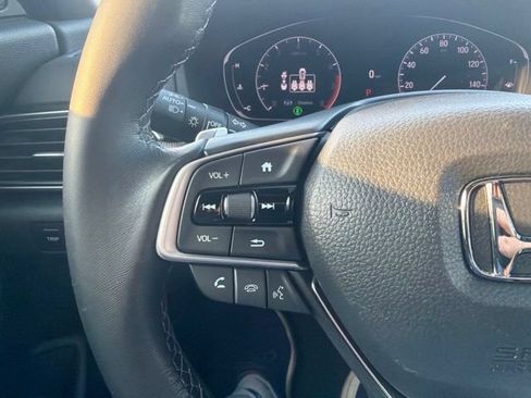 Used 2022 Honda Accord Sport image 17